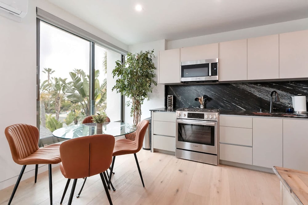 Ocean View Luxury Living