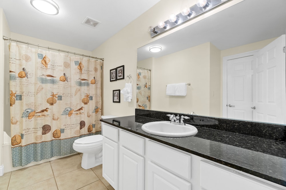 Calypso Beach Resort by Panhandle Getaways