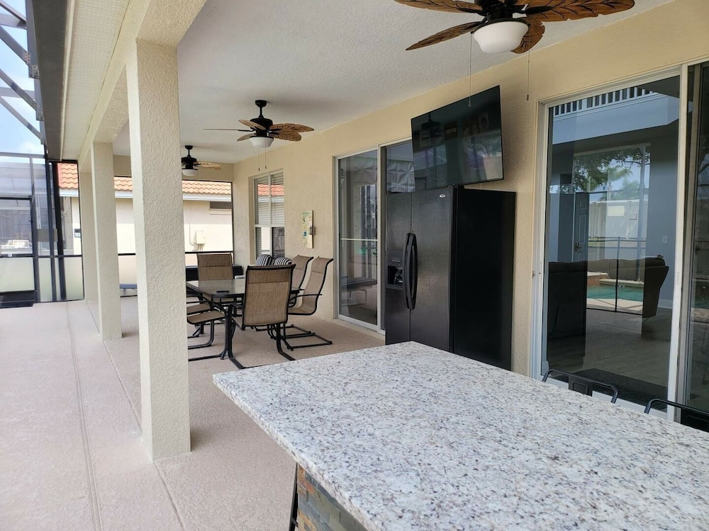 Sol1520sc 6 Bed Solana Holiday Villa 6 Bedroom Home