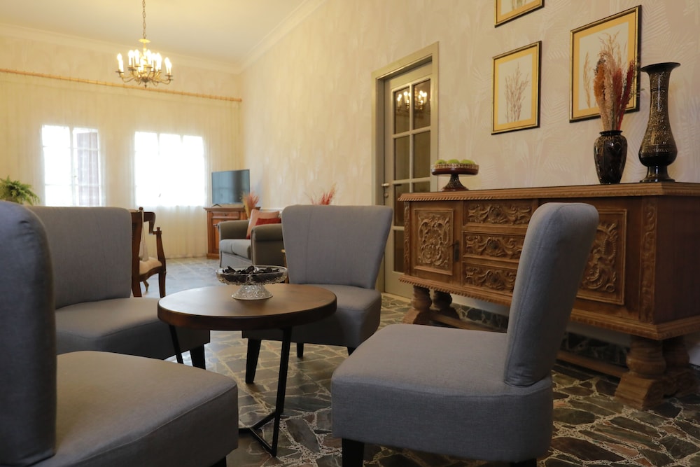 Beit Mirna Guesthouse & Chalet view 2