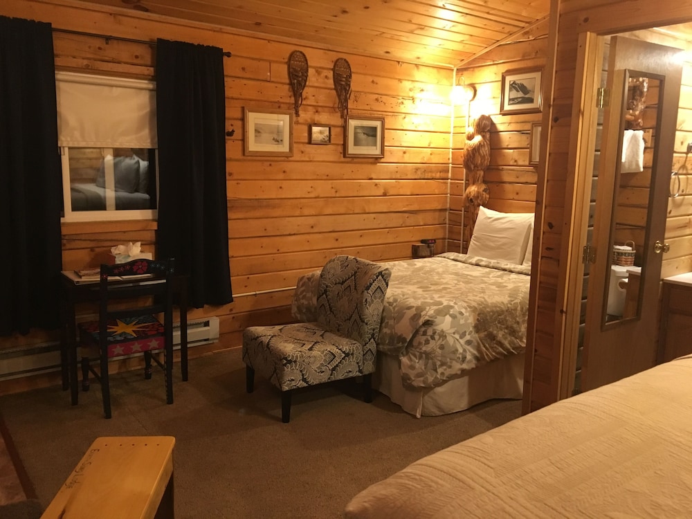 Earthsong Lodge