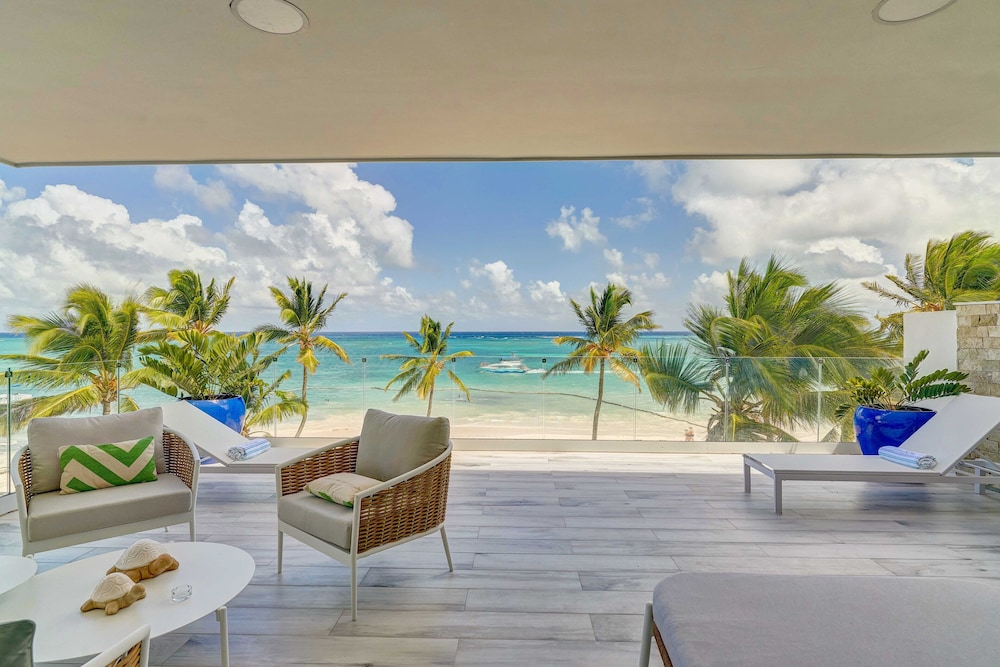 Costa Atlantica Beach Condos