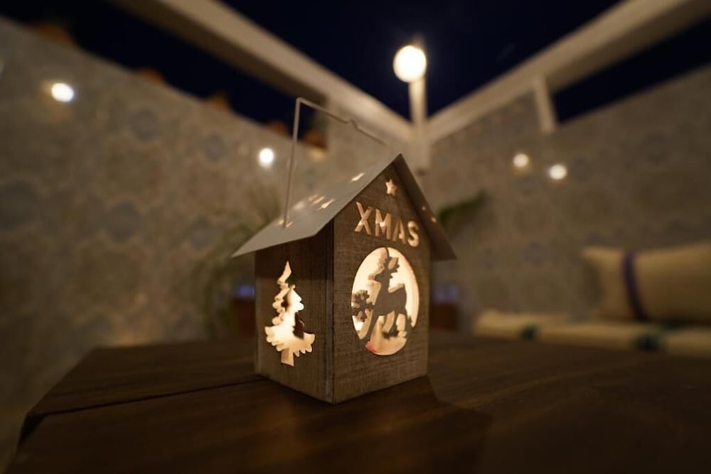 Anza Sets House