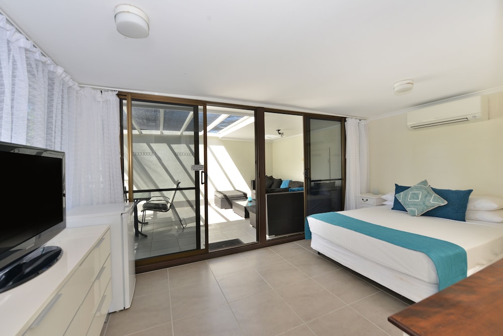 Tropical Reef Apartments Port Douglas