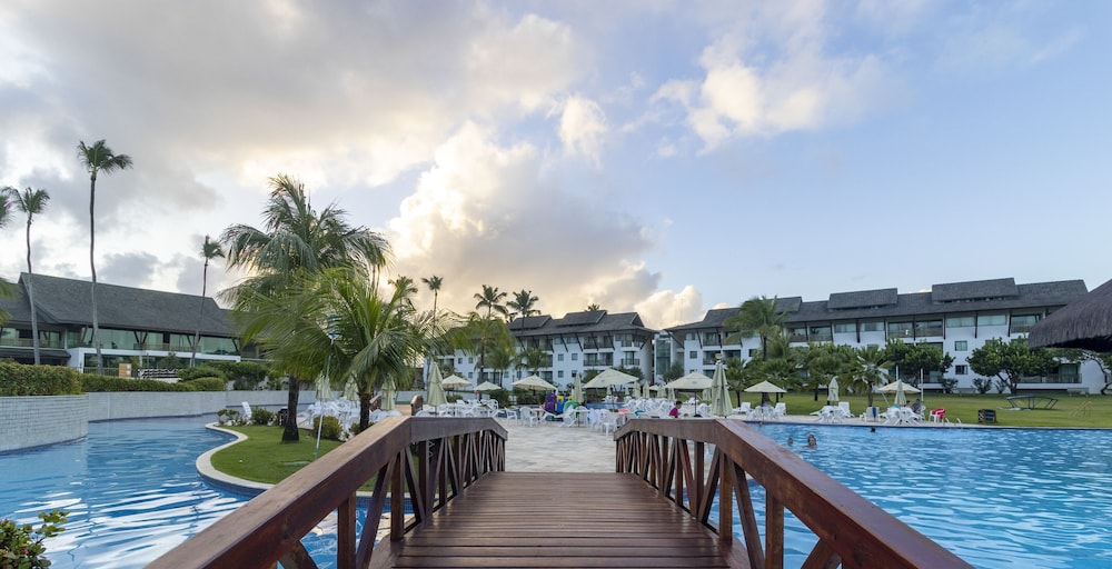Beach Class Resort Muro Alto view 3