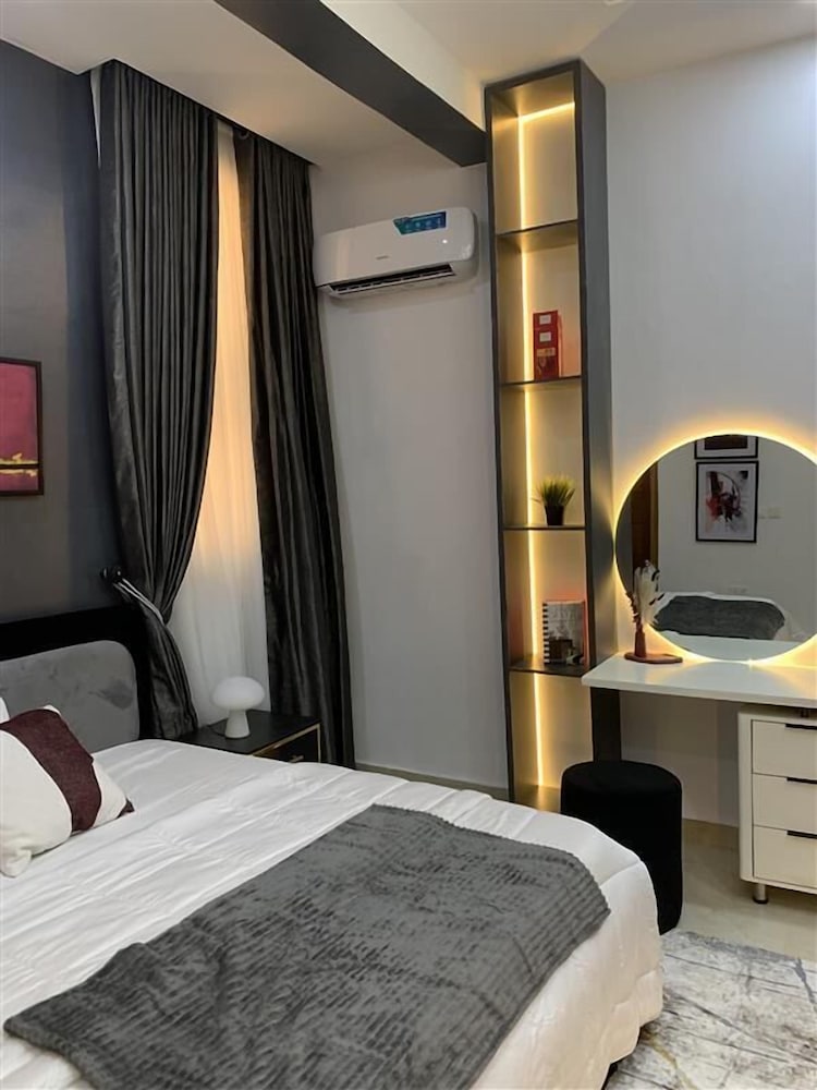 Spacious 2-bedroom apartment