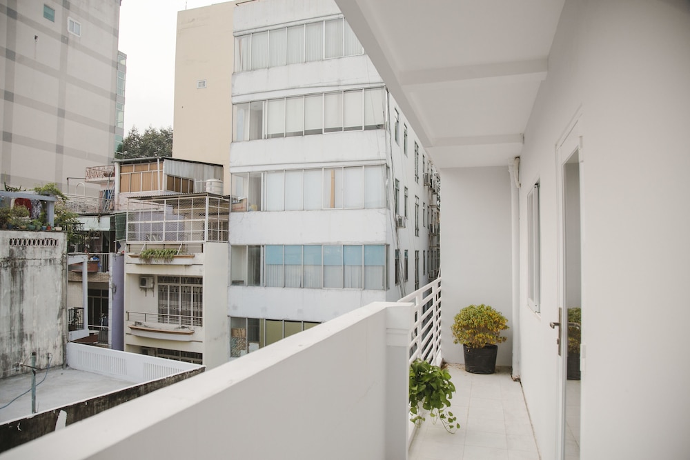 White Home