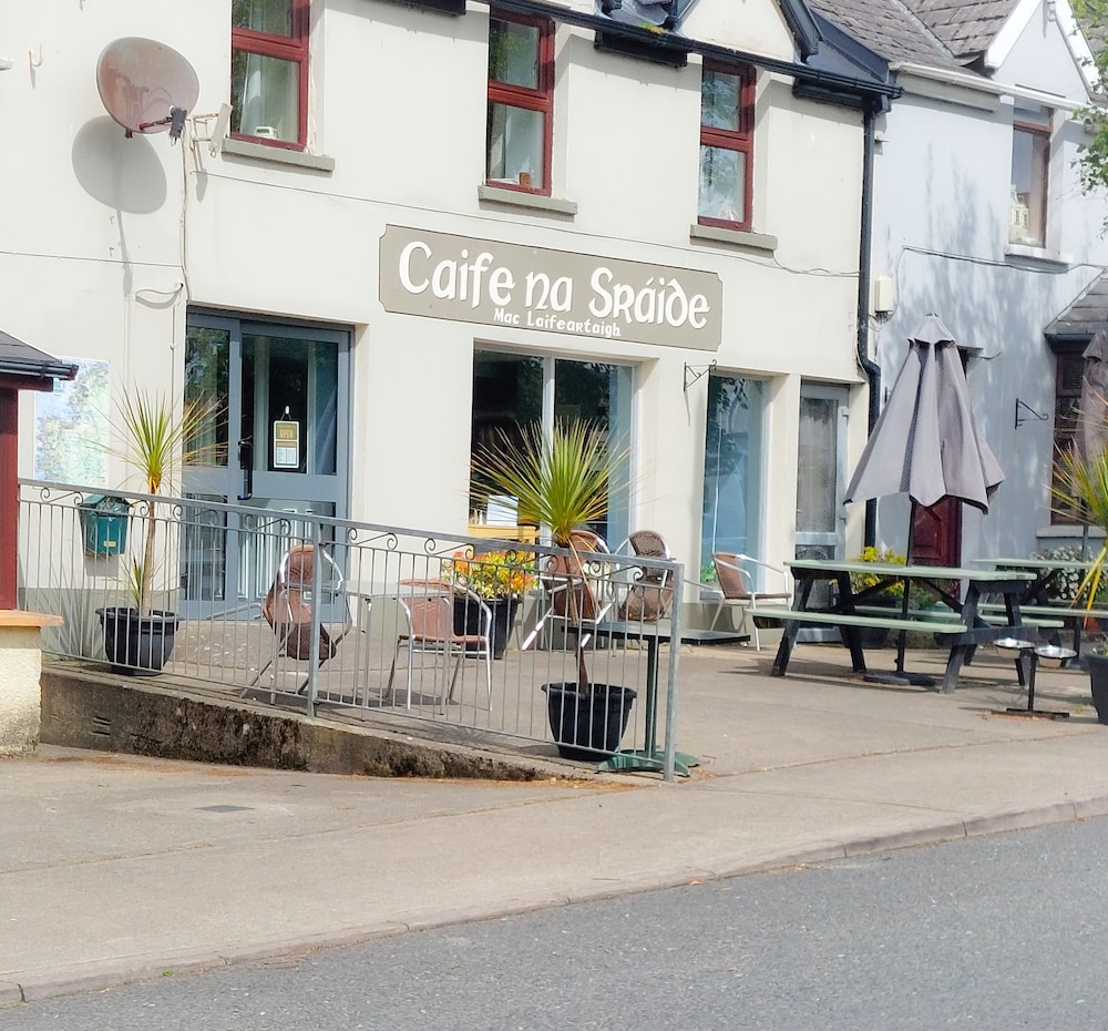 One Bed Apartment in Carrigart for Couple on WAW view 5