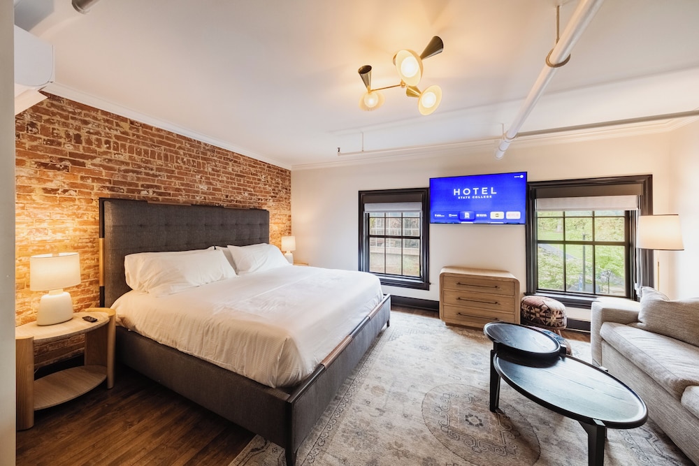 Hotel State College