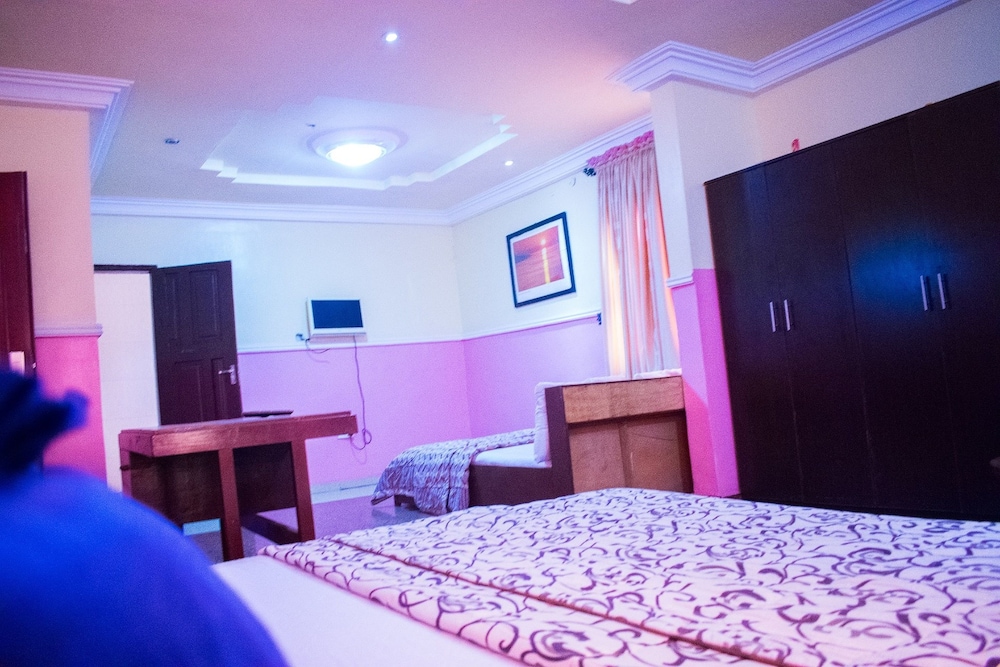 Maria Suites