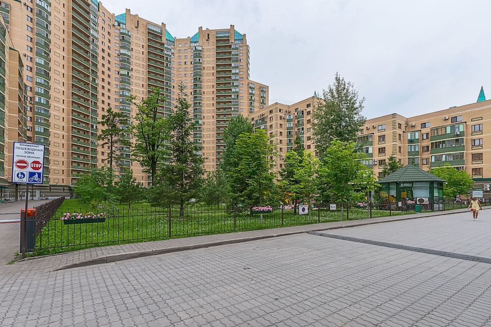 FlatHome24 Fermskoye 32