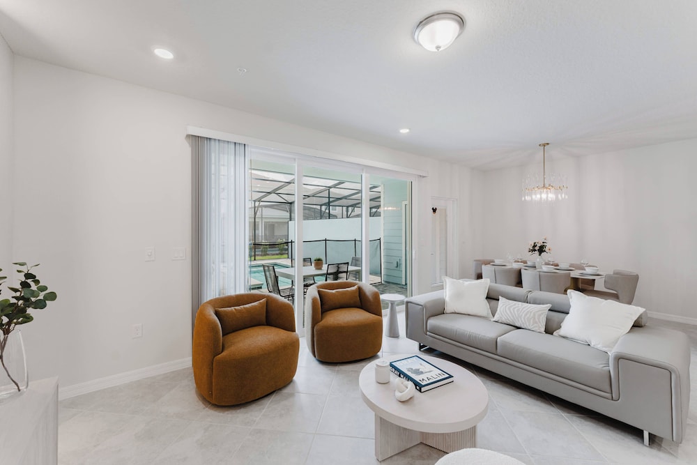 Windsor Cay 5bd With Pool