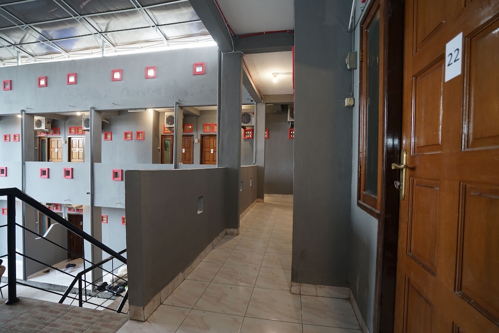 Hotel O Palembang Near Bumi Sriwijaya Stadium Formerly HPA Homestay