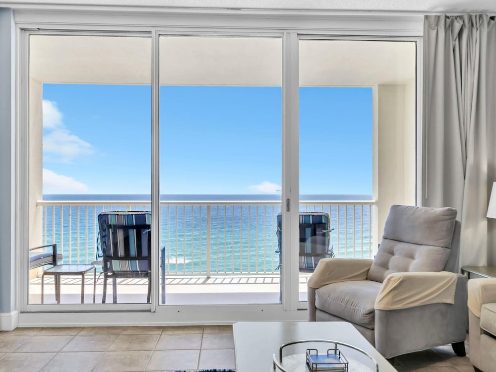 Majestic Beach Towers 1-1205