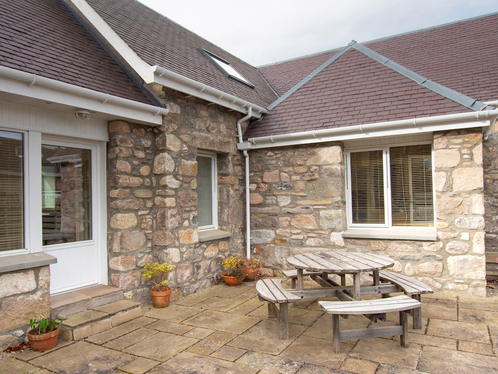 Redburn Steading