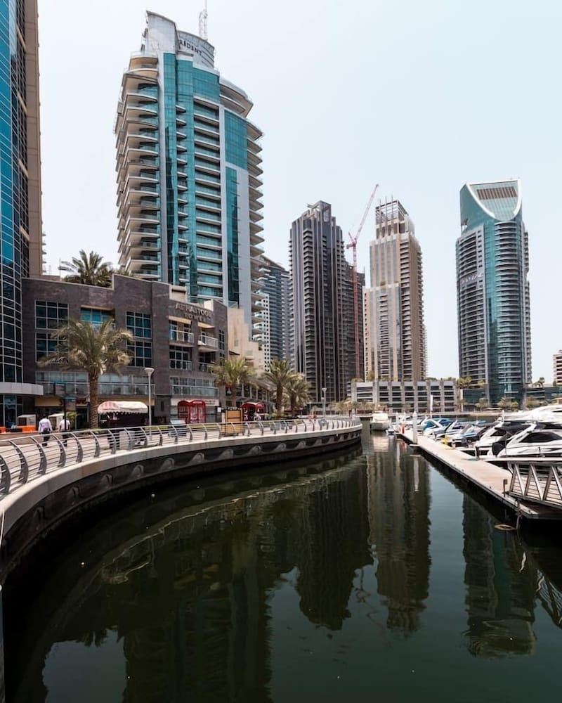 Elegant 3BR in Dubai Marina With Scenic Views!