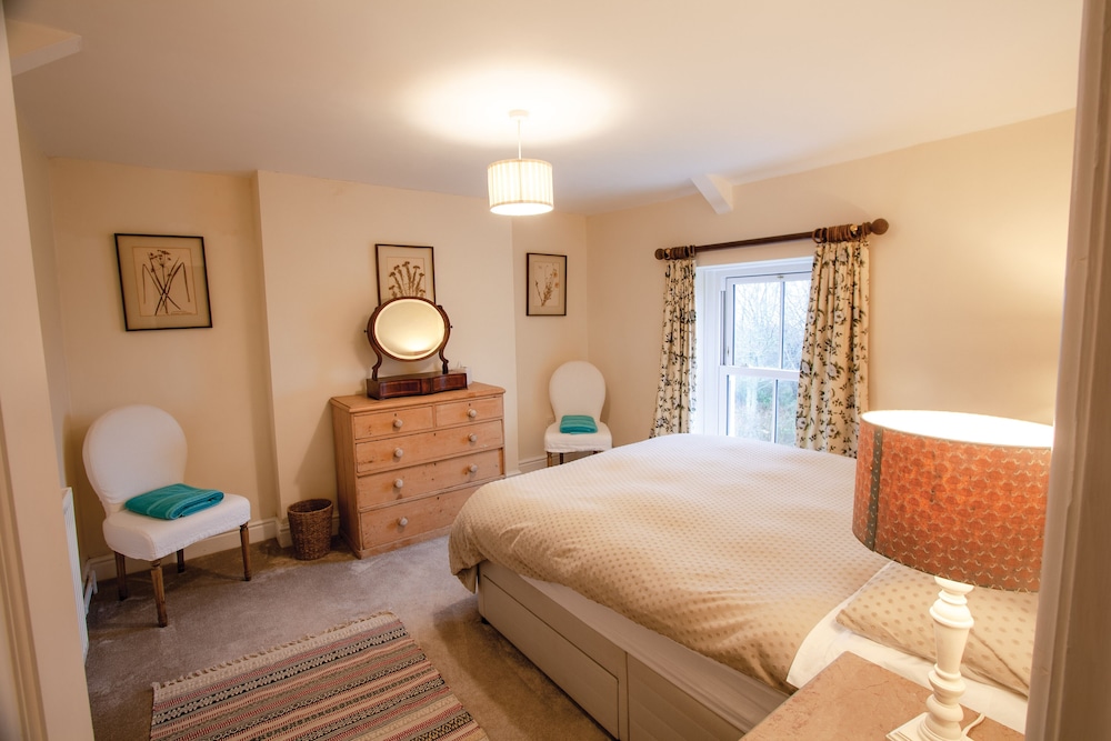 Bayview House - 4 bedroom - Llanmadoc view 4