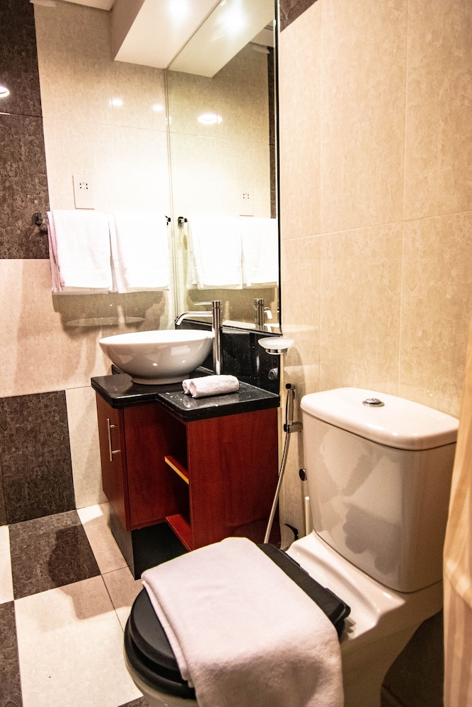 Lux BnB Park Towers Stylsih Studio