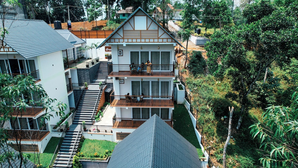 EVAARA RESORT