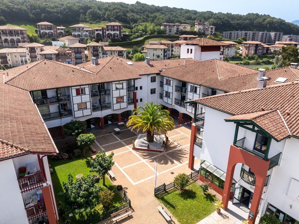 Apartment in Urrugne With Ocean & Mountain Views