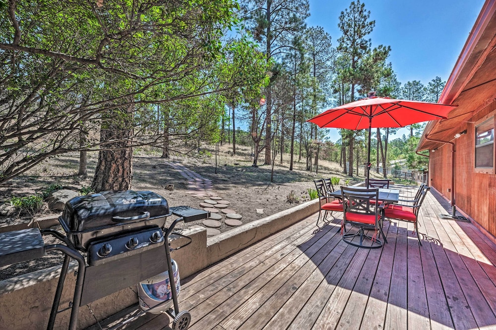 Wooded Ruidoso Hideaway w/ Deck: Ski, Hike & Golf! view 4