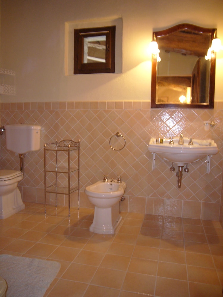 Borgo Storico Cisterna