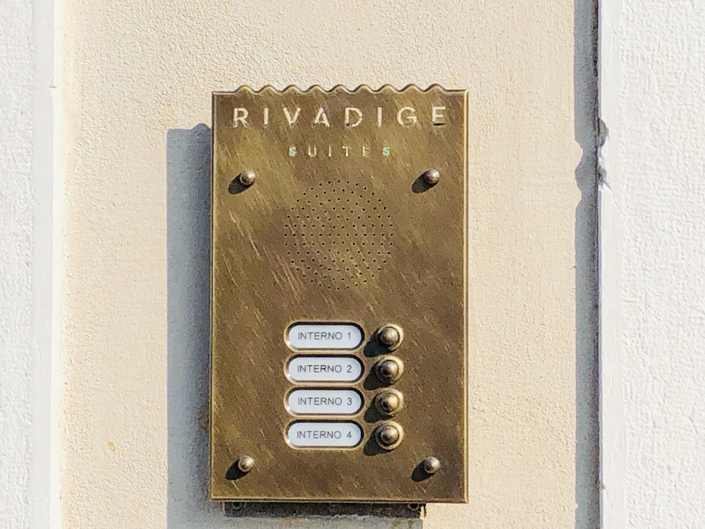 Rivadige Suite view 5