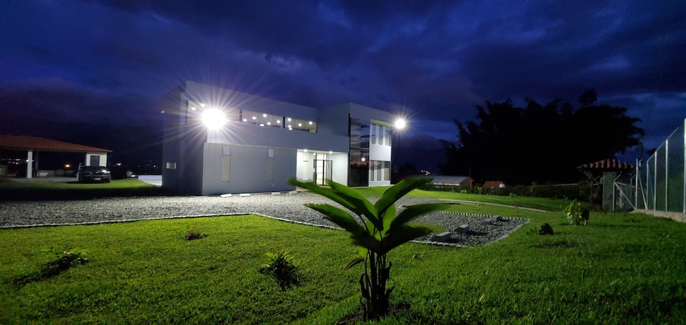 Villa Alejos