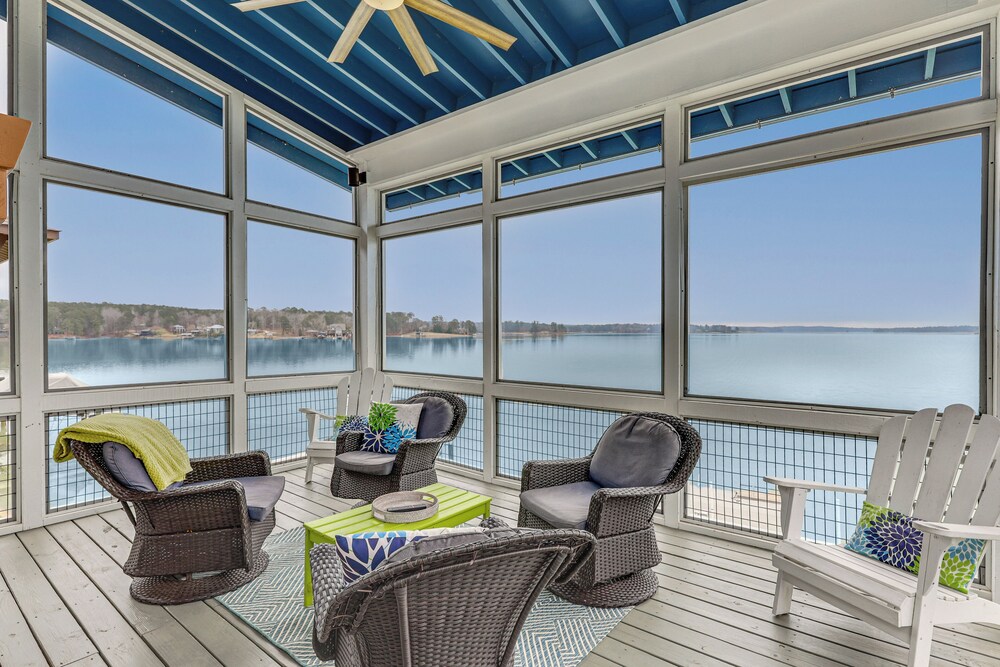 Boat Dock & Stunning Views: Lake Martin Retreat!