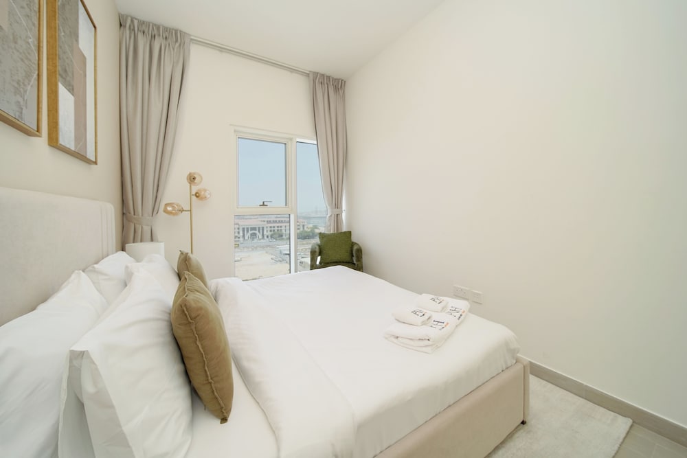 PVH - 2BR Golfville Dubai Hills