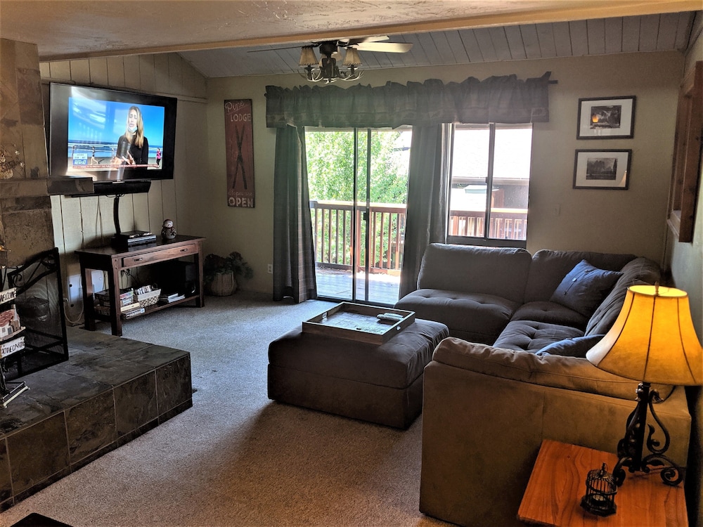 Snow Summit Townhouse Rentals & Sales