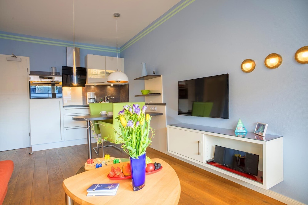 ney.land apartments