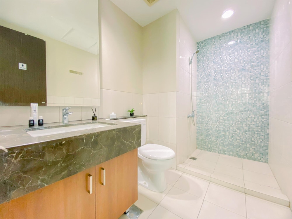 Comfy And Best Deal Studio At Nine Residence Apartment