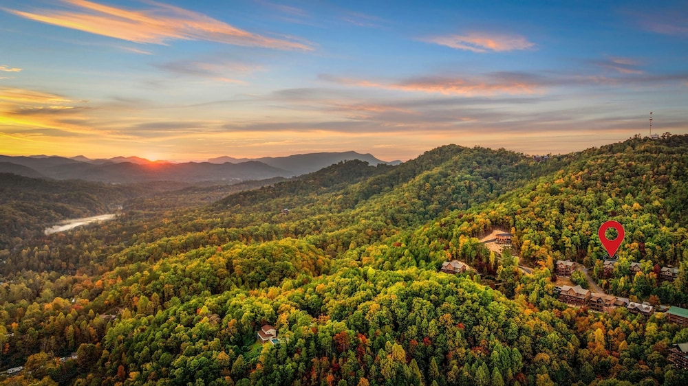 A View for All Seasons Luxe Smoky Mountain Cabin With Hot Tubs Game Room