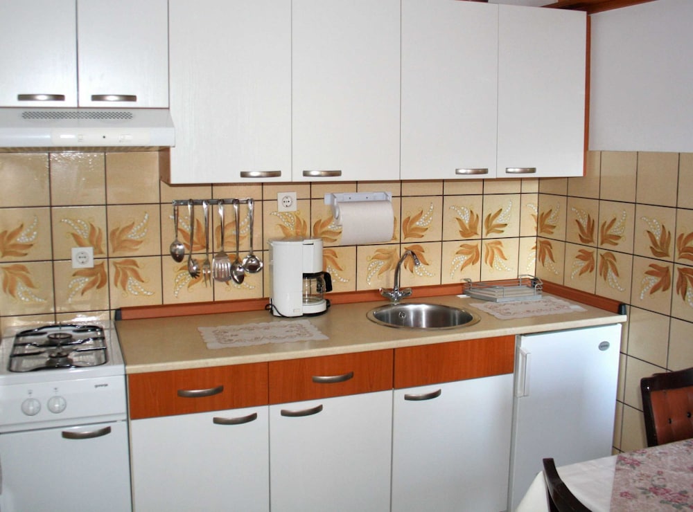 Sweet and Simple Sea View Crikvenica Apartments