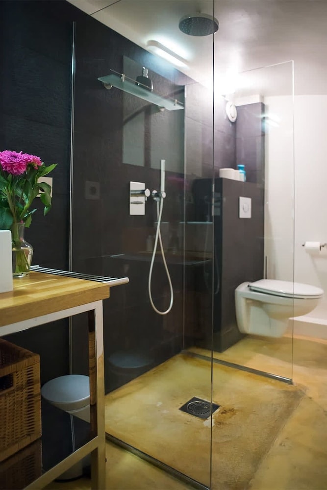 Jardin Priv Gorgeous 3 Bed House in Le Marais