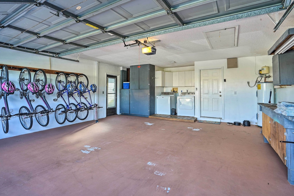 Pet-friendly Cape Coral Escape by Bike Trails - Property Image 8