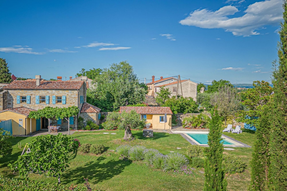 Pool Villa Lavanda