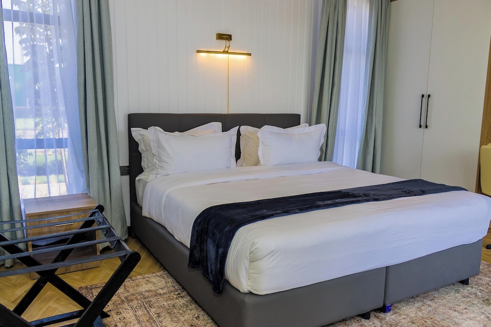 Tufaha Resort