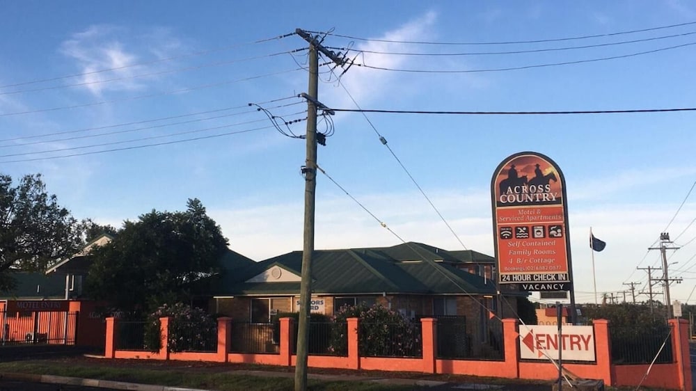 Across Country Motel and Serviced Apartments