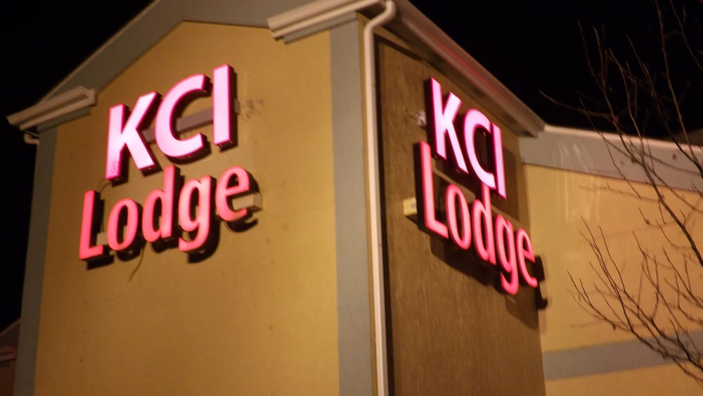 Kansas City Vacations - KCI Lodge - Property Image 20