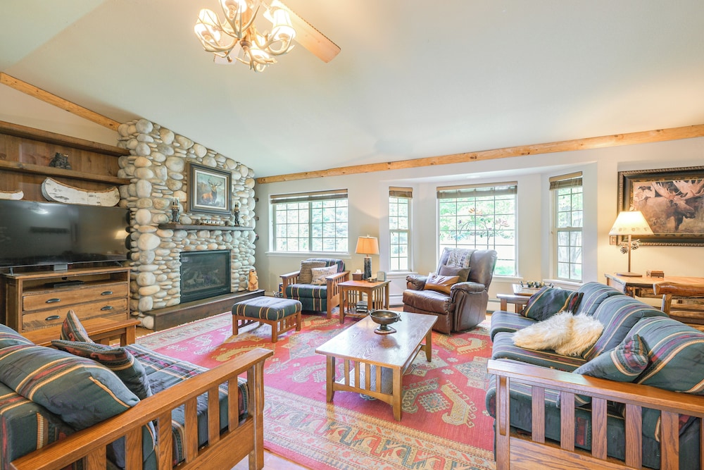 Cozy Home w/ Hot Tub: 7 Mi to Pagosa Hot Springs