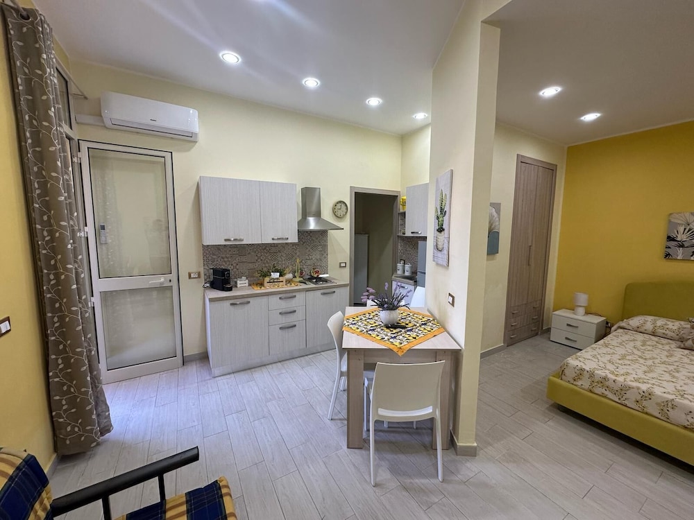 Lo Stagnone Apartments