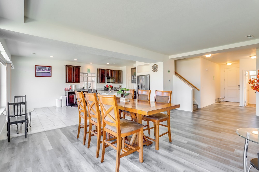 10 Mi to Dia: Family Home w/ Yard!