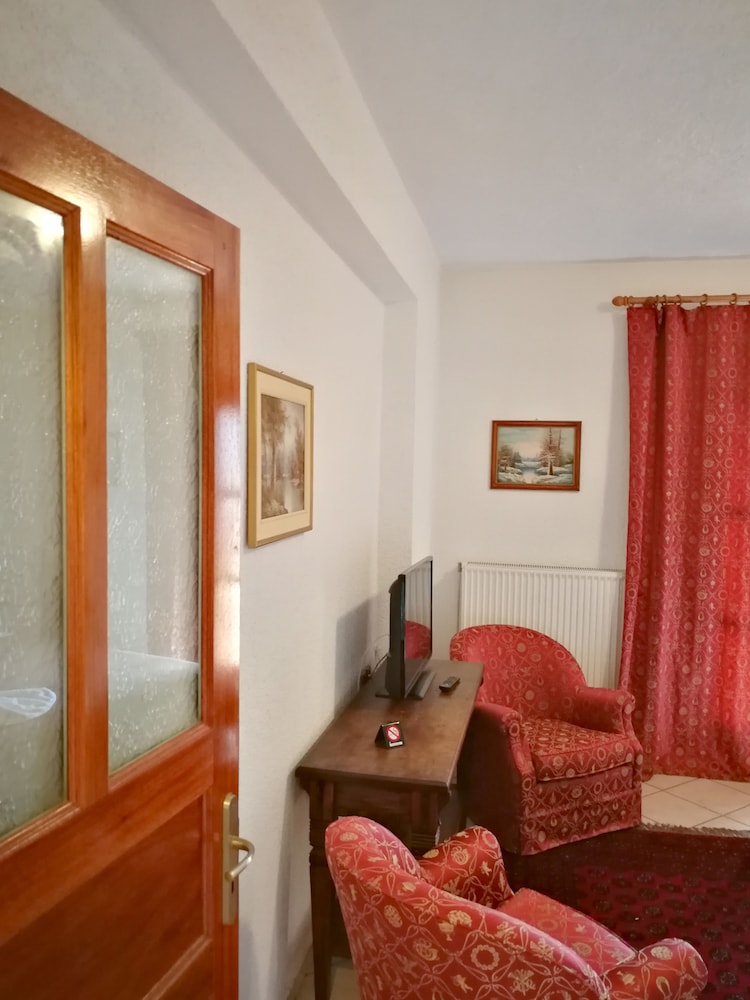 Nikky's Place - Property Image 18