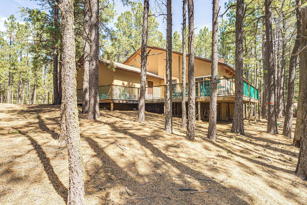 Walk to Lake & Trails: Angel Fire Home w/ Deck!