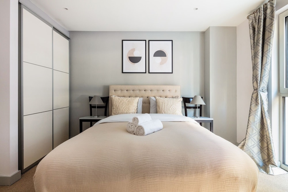 Central 1BR Near Buckingham Palace