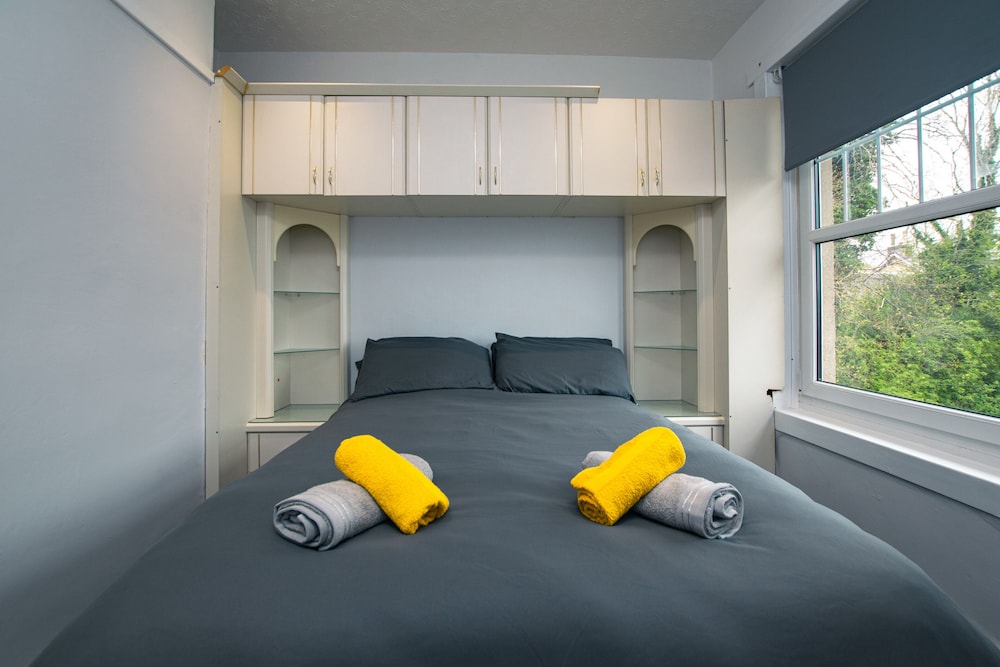 Cosy & Central 2Bd Apartment Milngavie, Glasgow