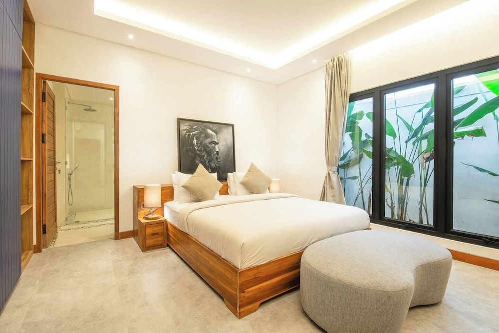 Chic 3BR Villa Modern Comfort in Central Seminya