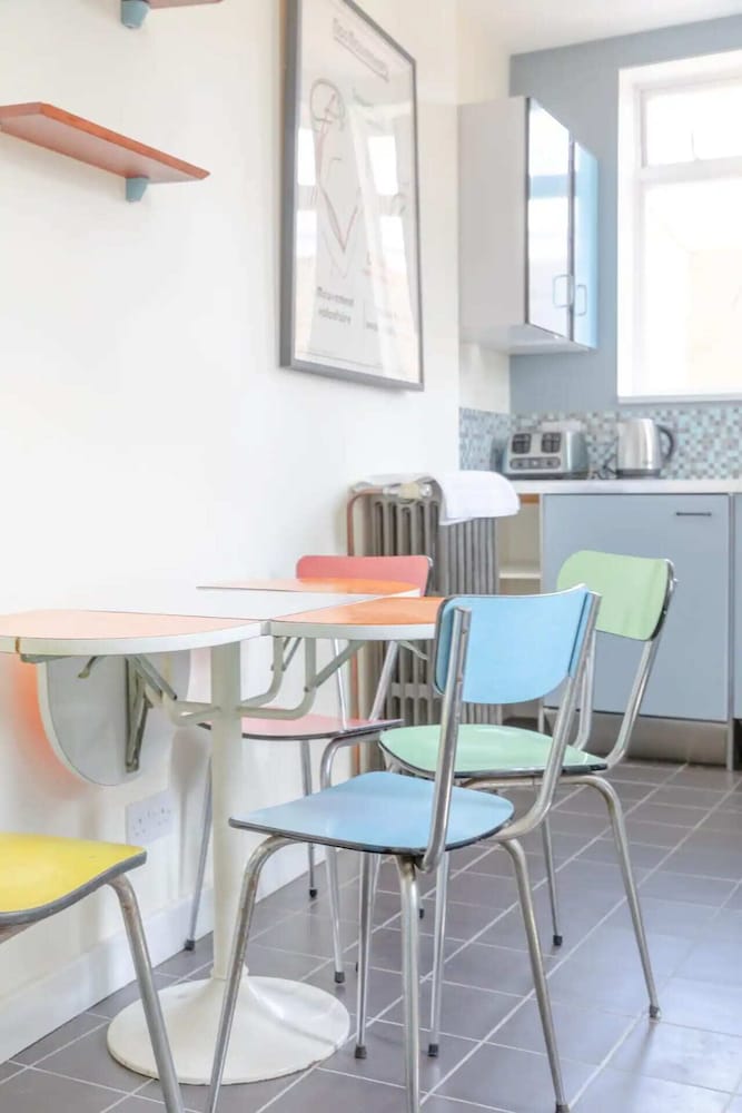 Stylish & Welcoming 3BD Flat - Stoke Newington